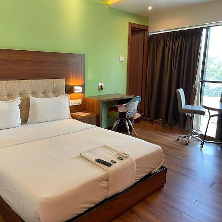Hotel Byaris International By Bizzgrow Hotels Bombaj Exteriér fotografie
